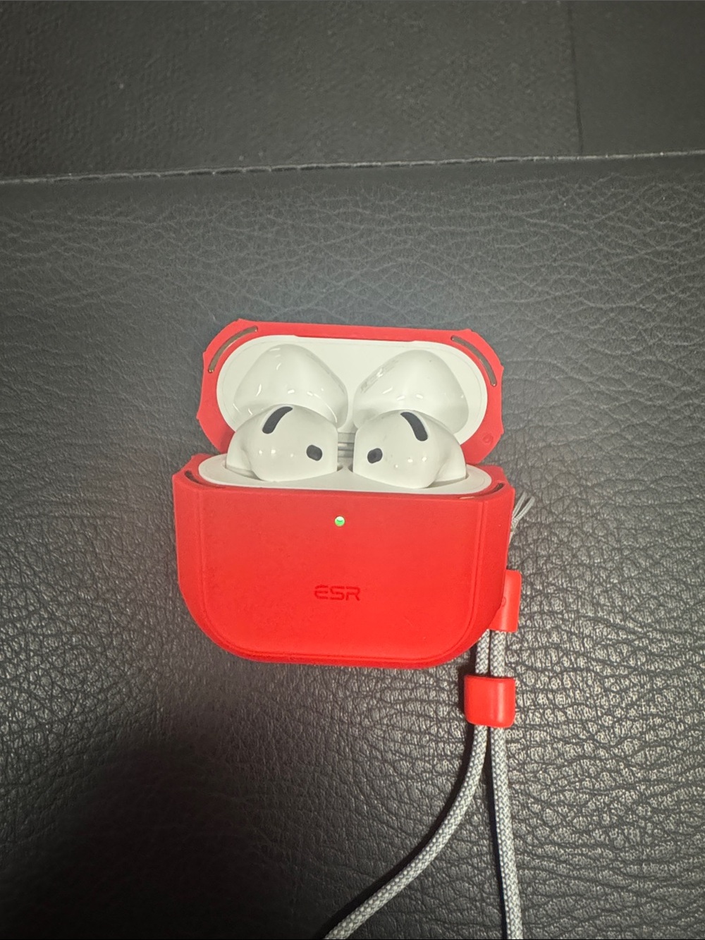 Apple AirPods 4